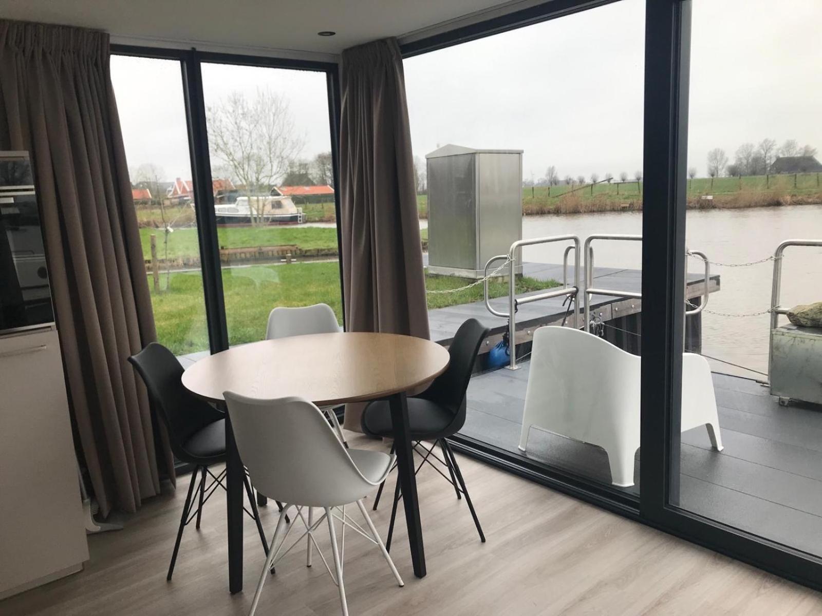 Uniek Overnachten In Een Tiny House Op De Appelhof Wommels Exteriör bild